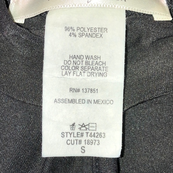 Gaze Black Blouse with Ringlets and Tie - Picture 7 of 7